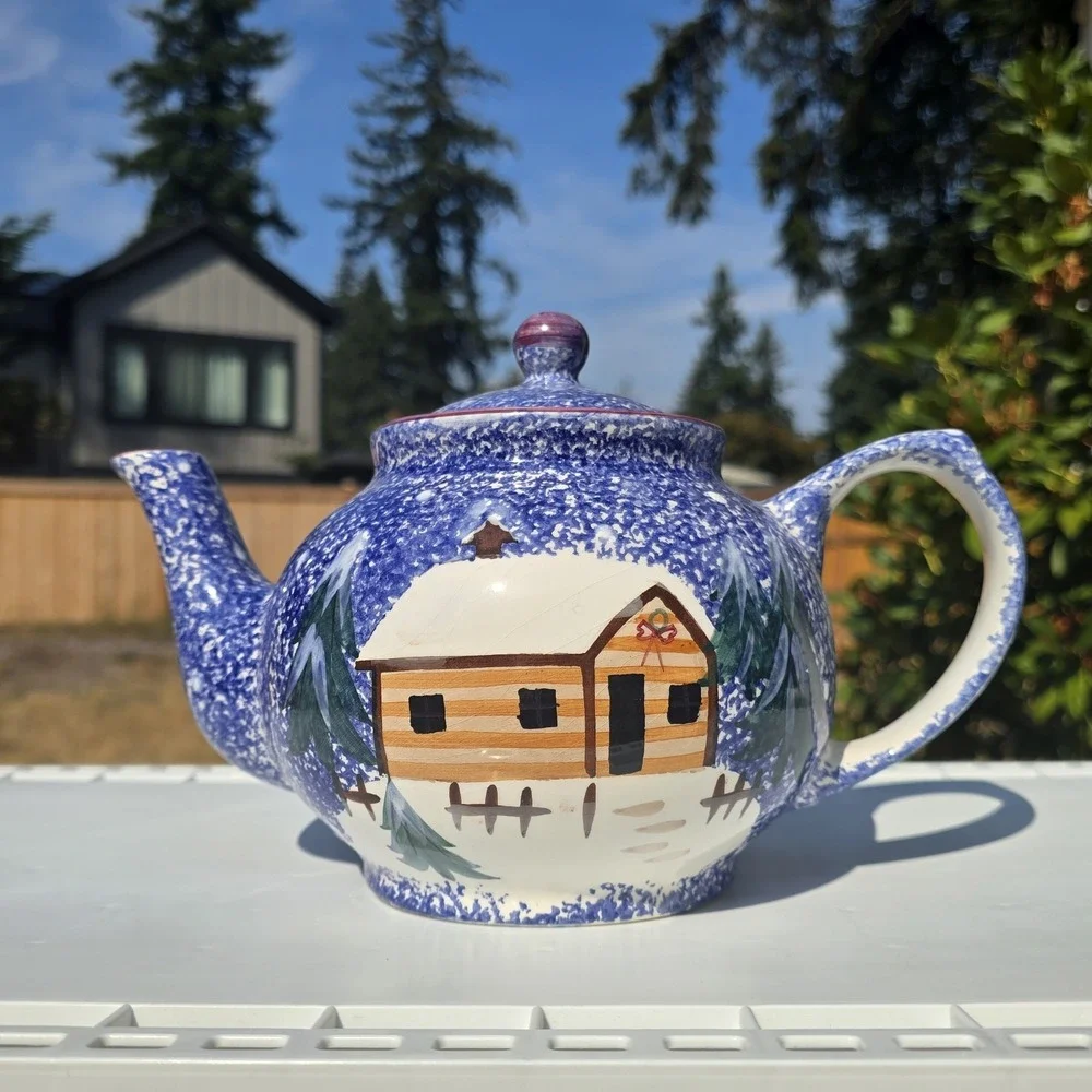 Vintage Tea Pot Large Thailand Country Winter Scene 7 in Tall 10 in Wide